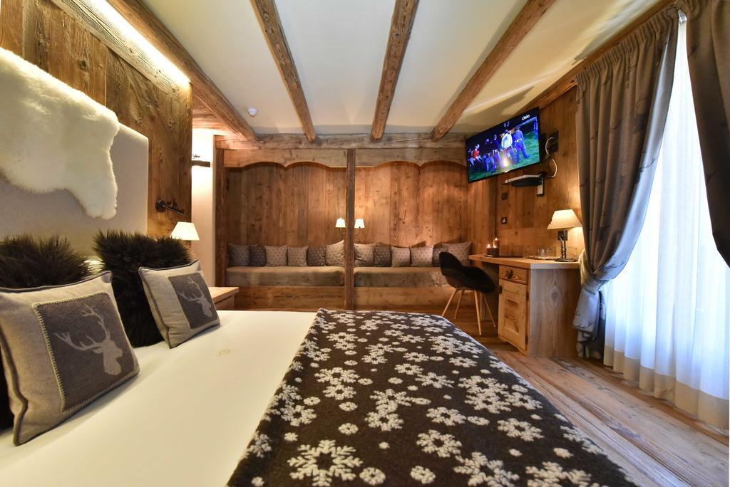 Hotel La Rouja Камполук Экстерьер фото